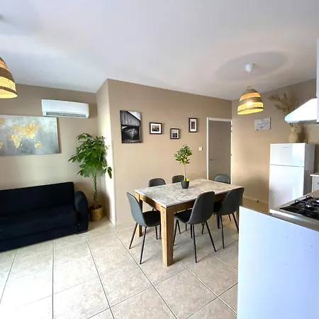 2 Cozy Apts, Fast Internet, 5 Min Walk To Beach! 公寓 拉纳卡