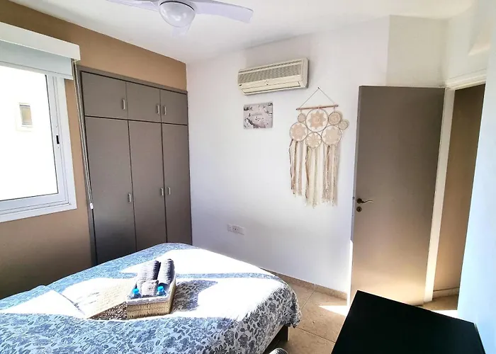 アパート 2 Cozy Apts, Fast Internet, 5 Min Walk To Beach!