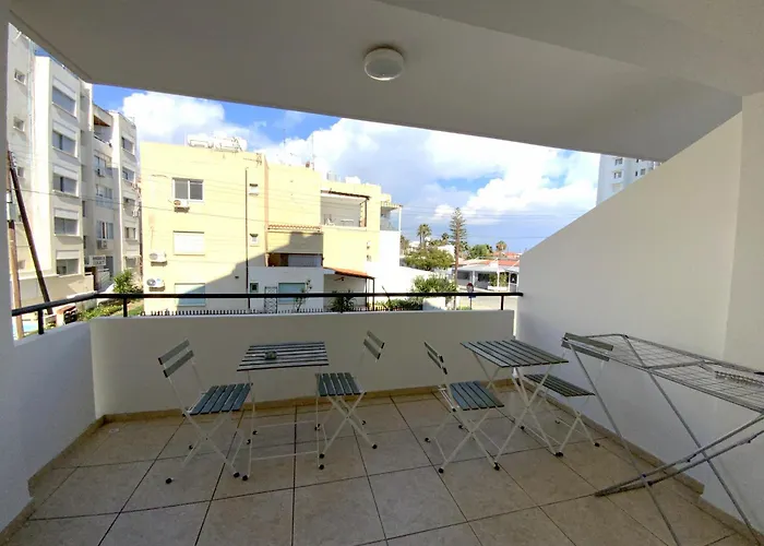 2 Cozy Apts, Fast Internet, 5 Min Walk To Beach! Apartamento *